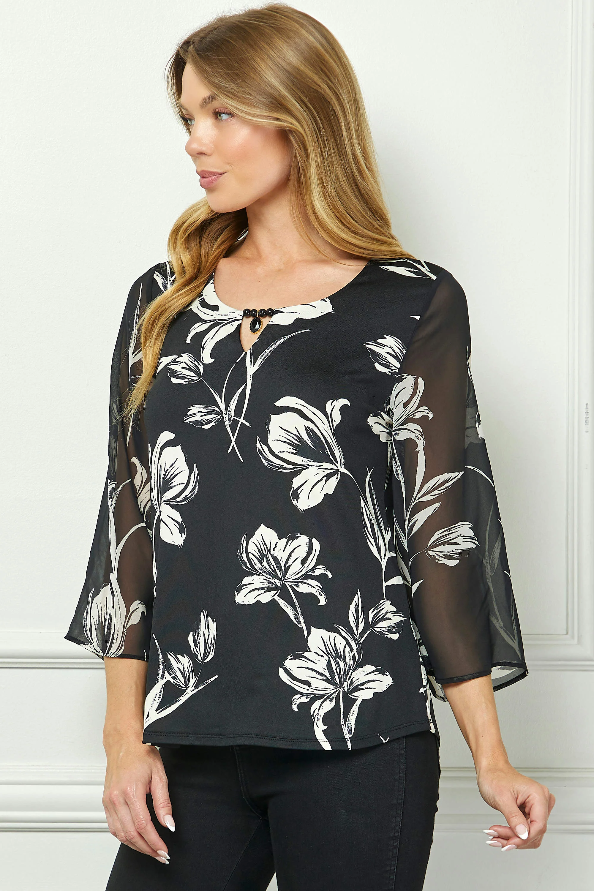 3/4 Flare Sleeve Cutout Trim Front Neck Swing Blouse in Black - Image 4