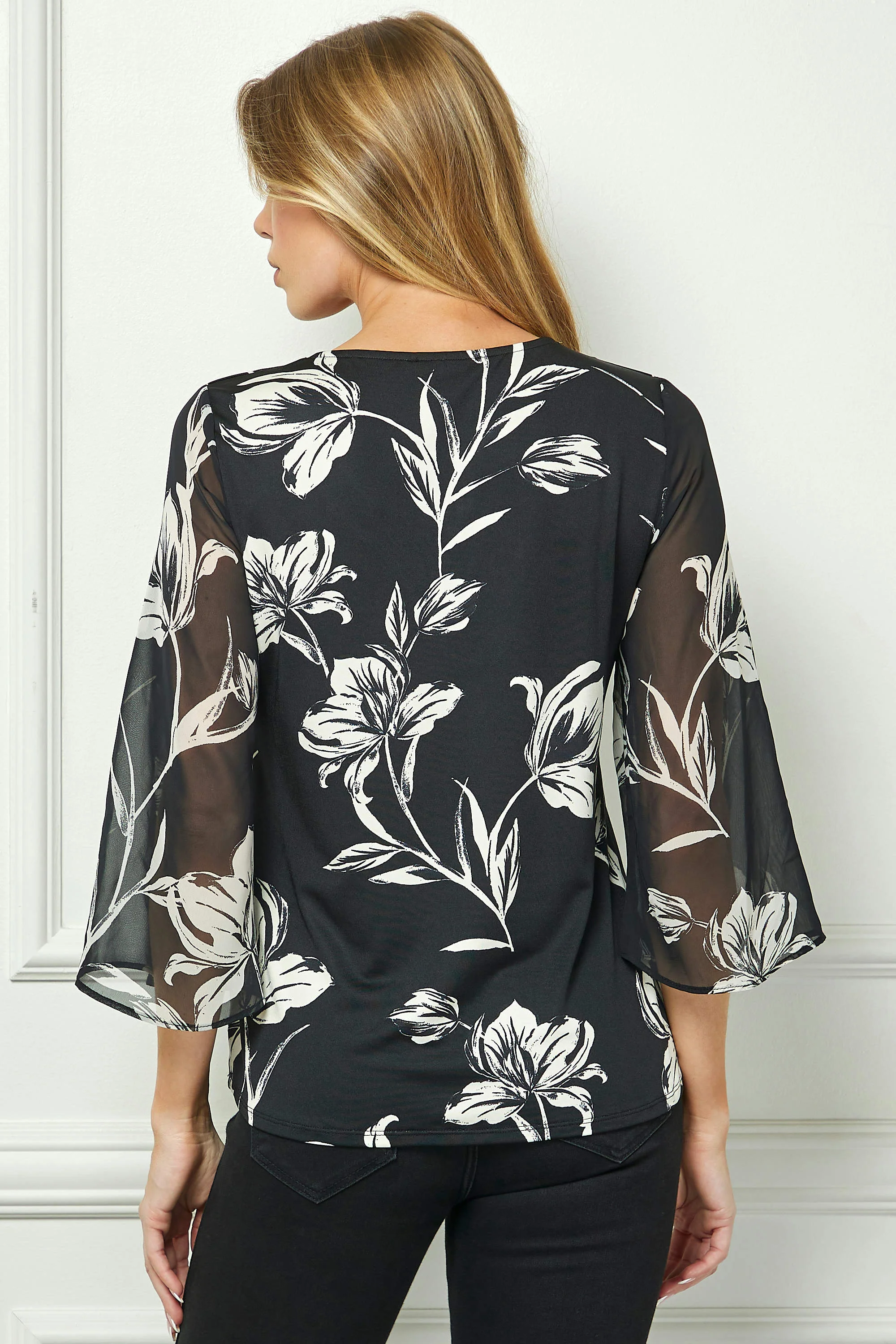 3/4 Flare Sleeve Cutout Trim Front Neck Swing Blouse in Black - Image 5
