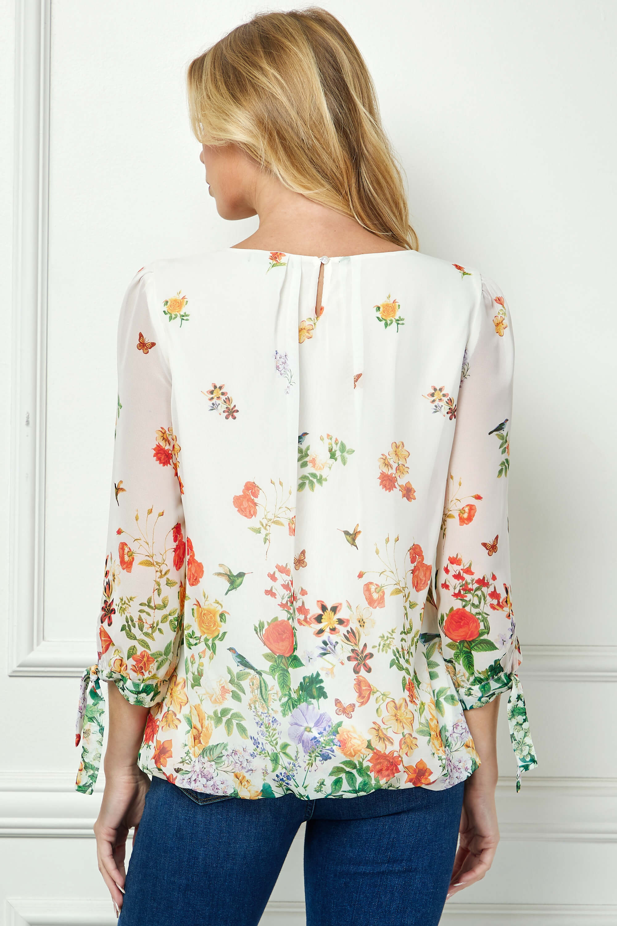3/4 Tie Sleeve Pleat Neck Border Print Bubble Blouse in Ivory/Coral/Green - Image 2