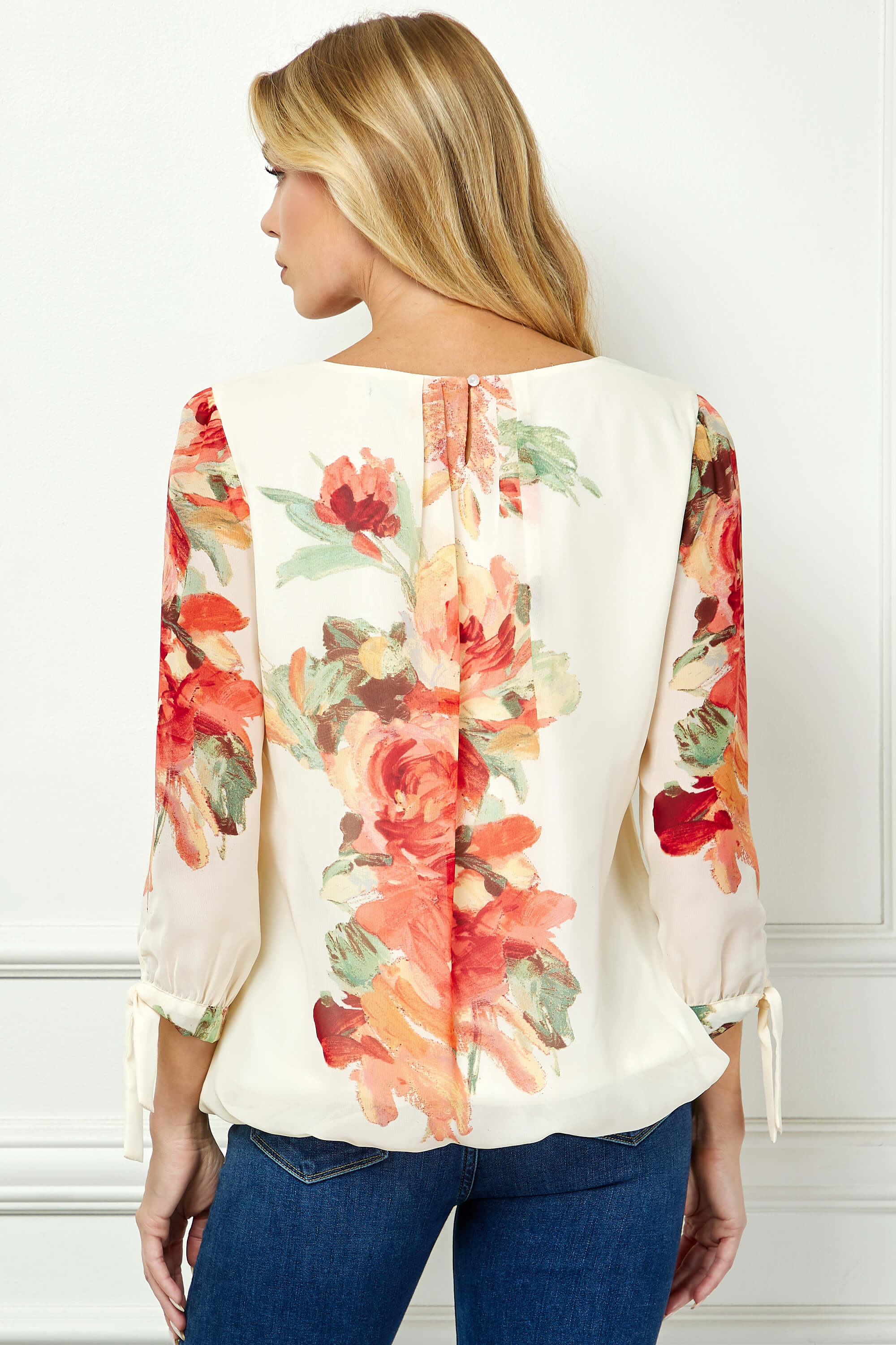 3/4 Tie Sleeve Pleat Neck Bubble Blouse in Cream - Image 2