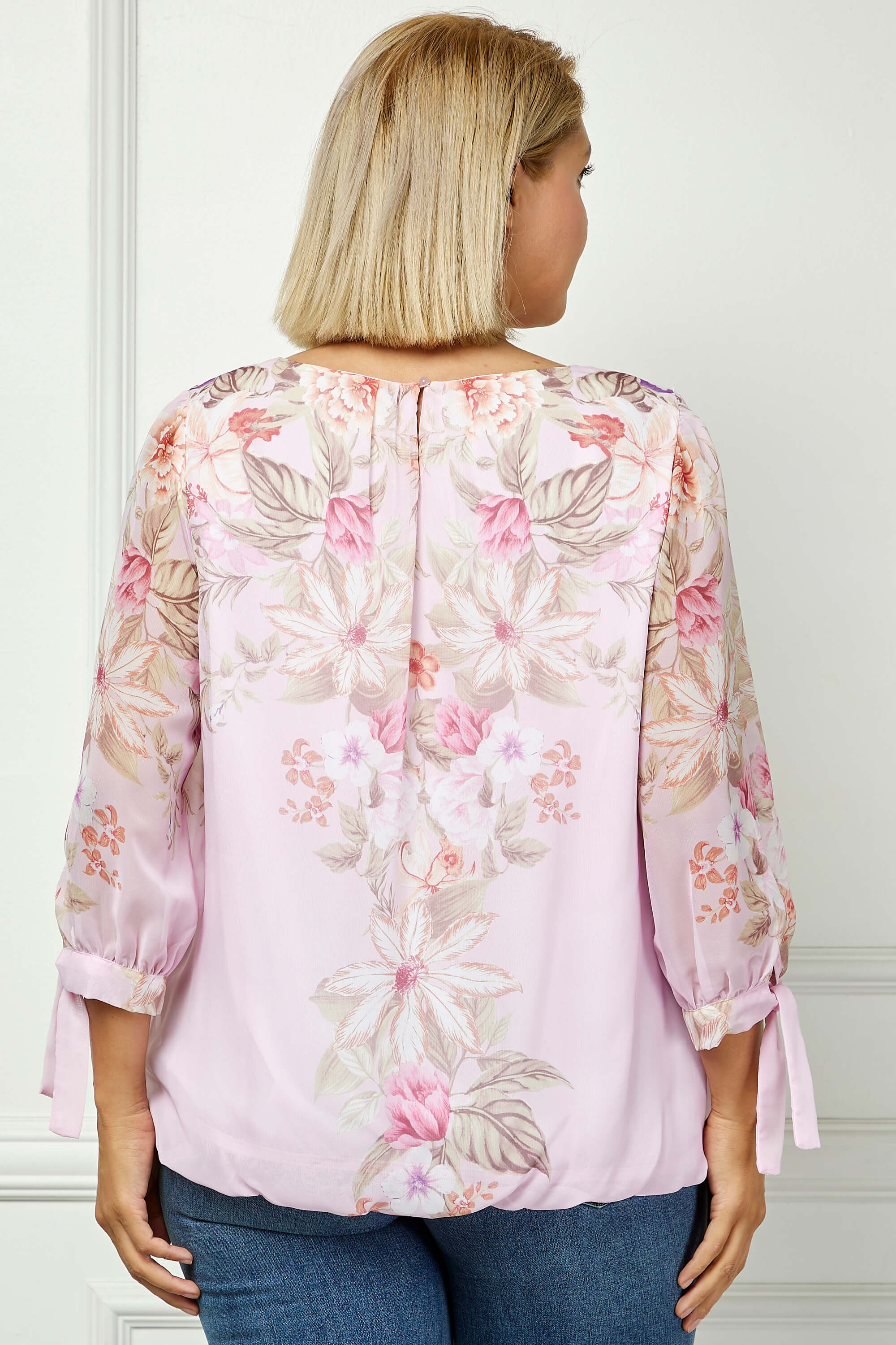 3/4 Tie Sleeve Pleat Neck Placement Print Bubble Blouse in Pink/Melon - Plus - Image 2