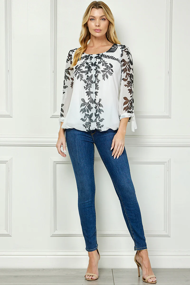 3/4 Tie Sleeve Pleat Neck Placement Print Bubble Blouse in White/Black - Image 4