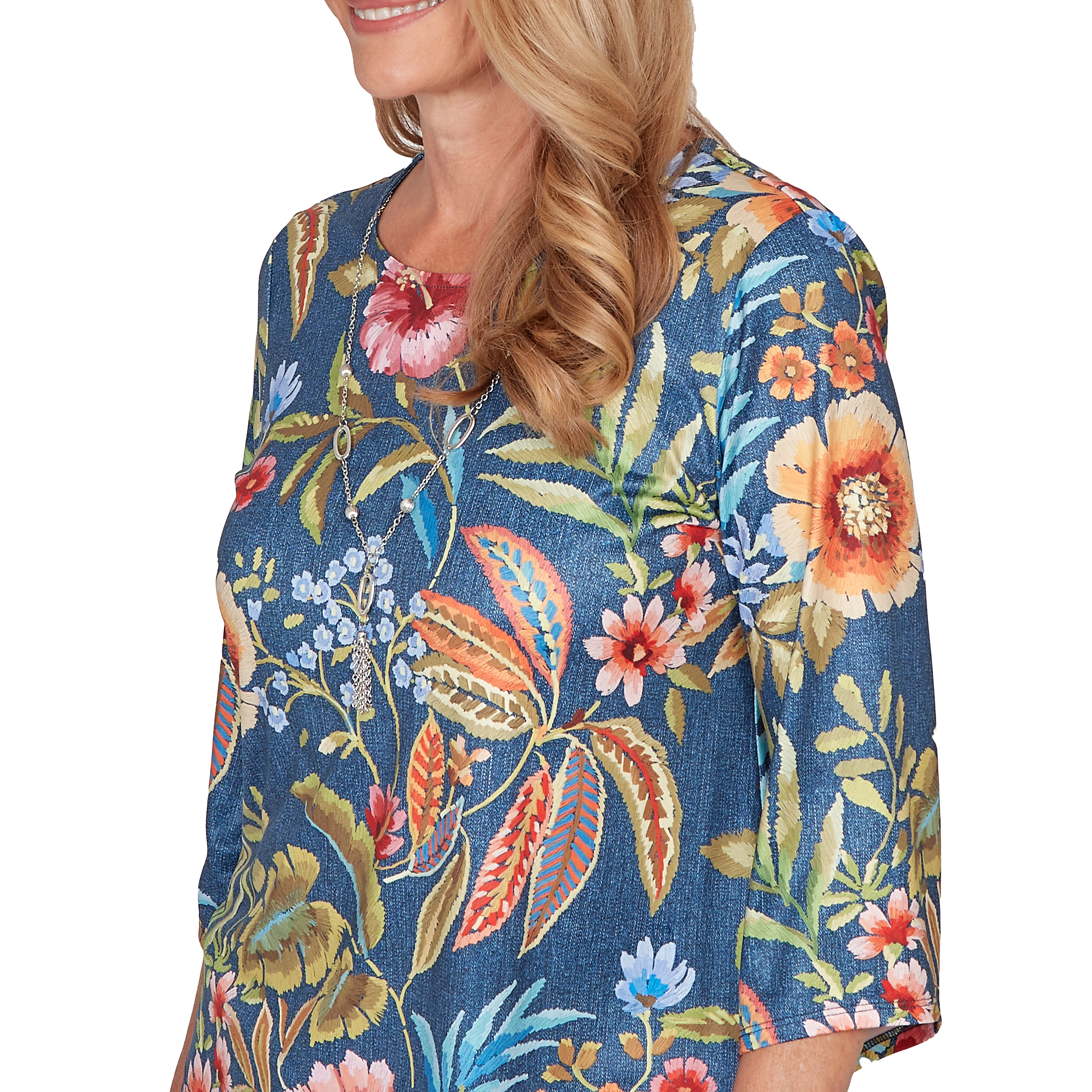 Alfred Dunner Floral Print Pointed Hem Top with Necklace- Petite - Image 5