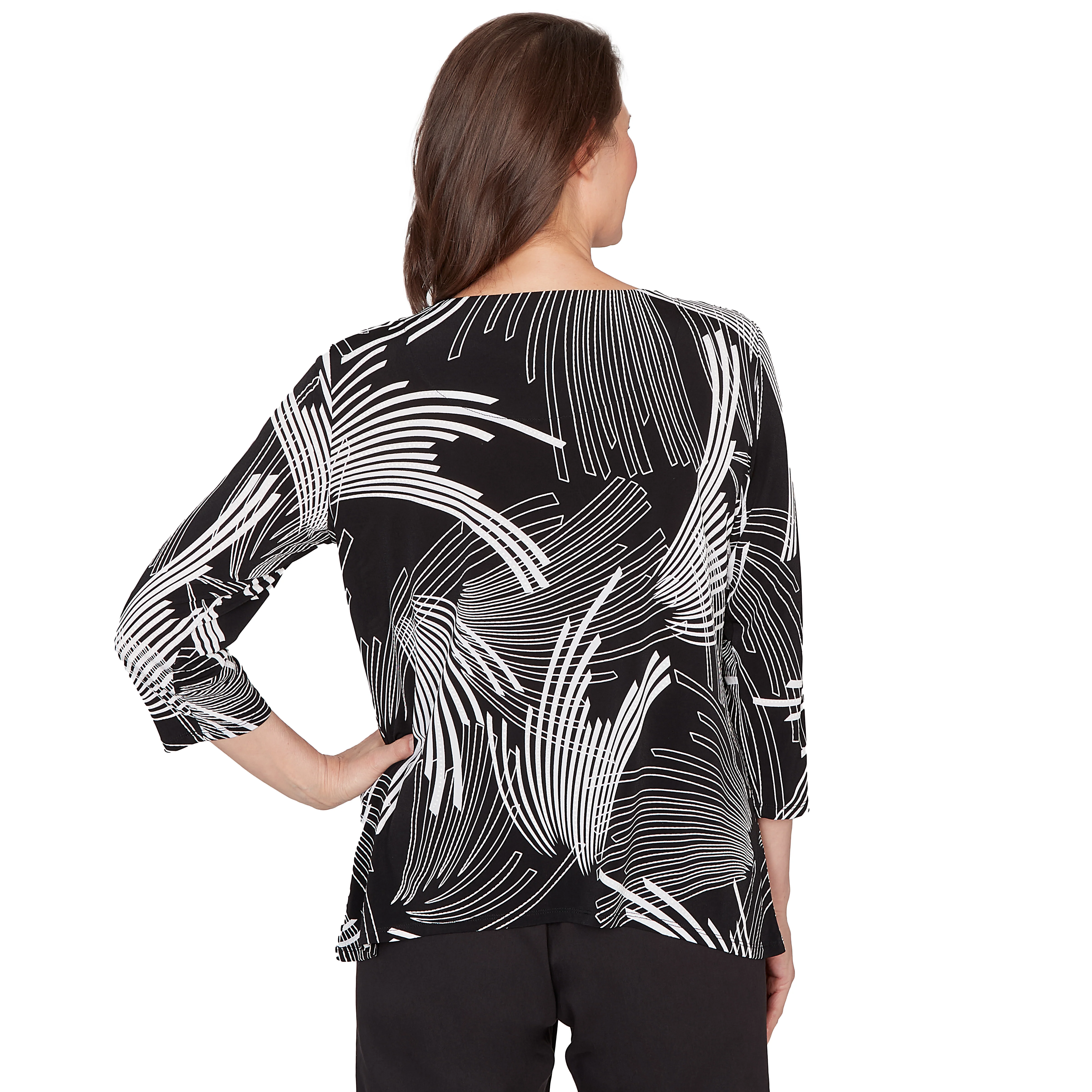 Alfred Dunner Geometric Sharkbite Hem Top with Necklace - Image 2
