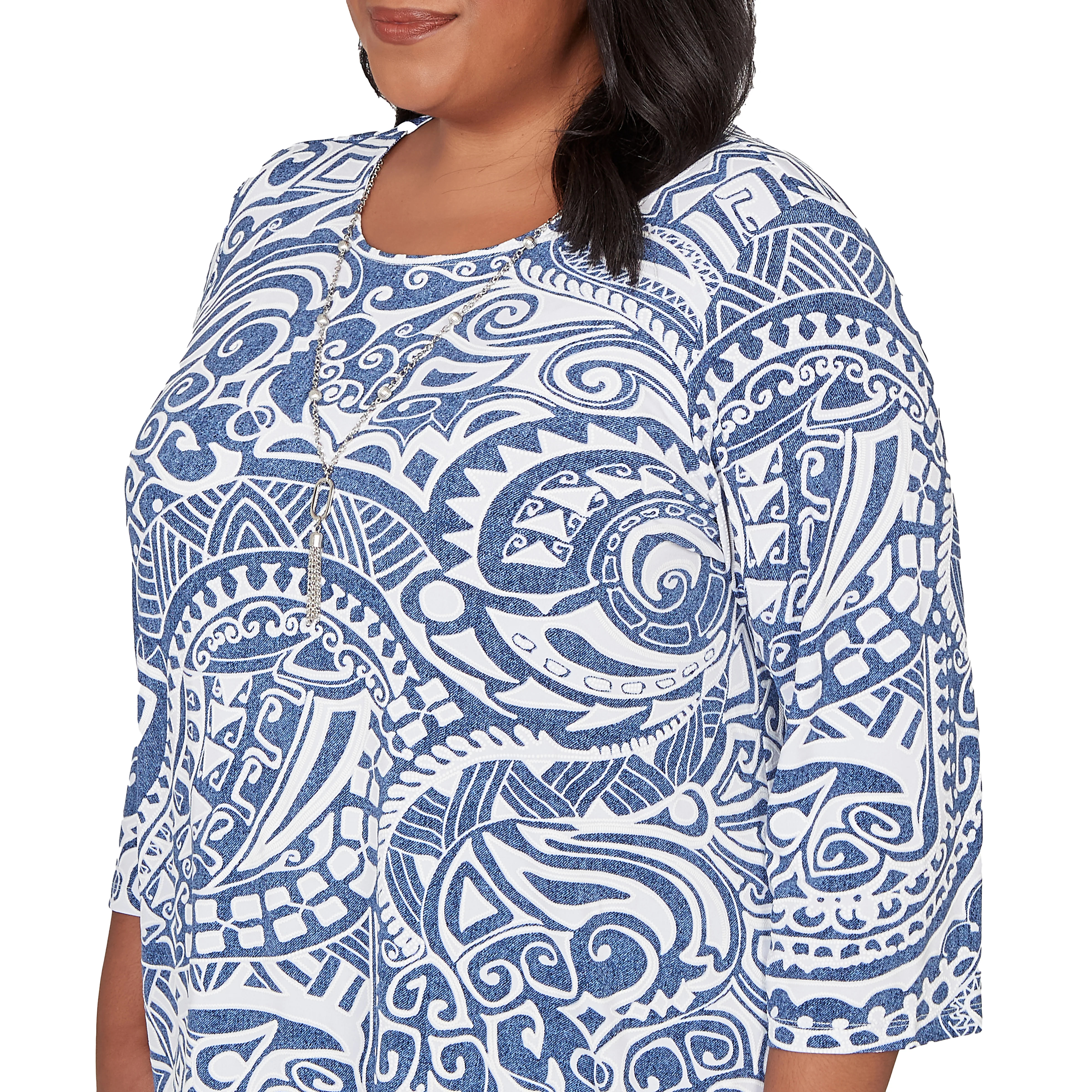 Alfred Dunner Paisley Swirl Sharkbite Hem Top with Necklace - Plus - Image 5