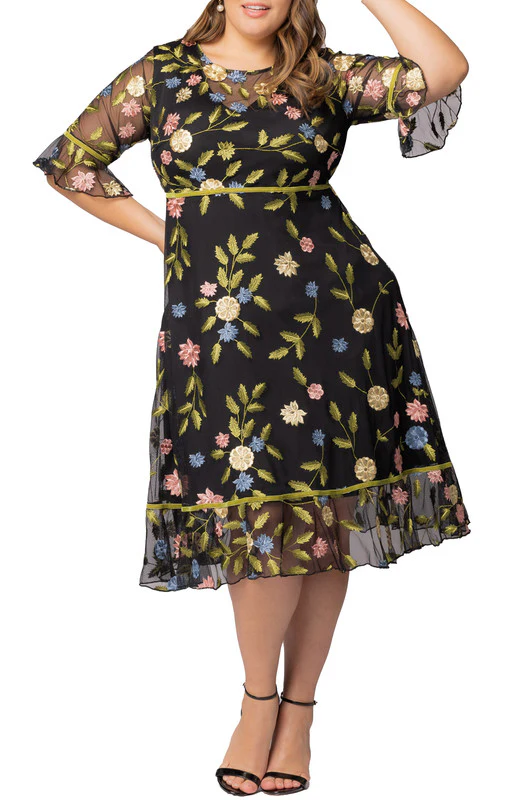 Black Blossom Print Wildflower Embroidered Dress - Plus - Image 2