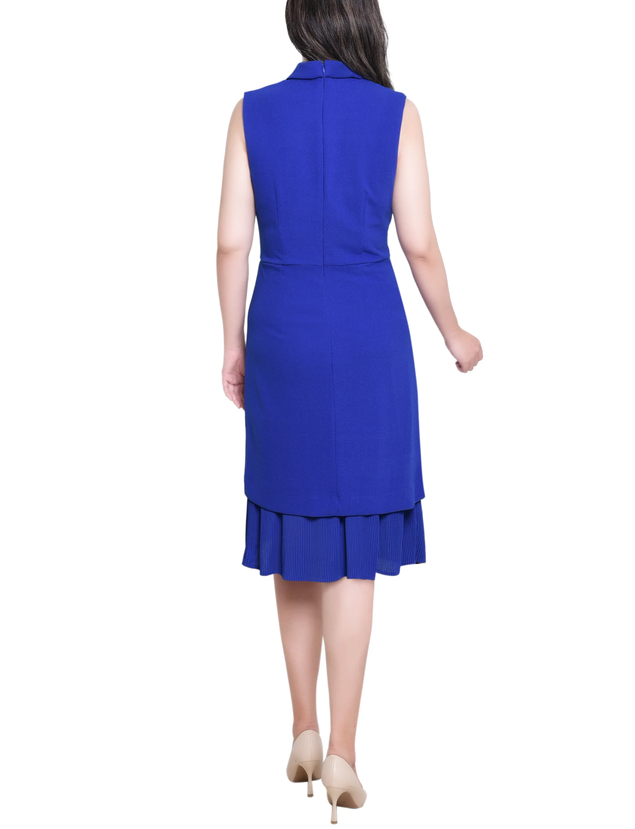 Royal Sleeveless Suit With Pleated Skirt - Image 4