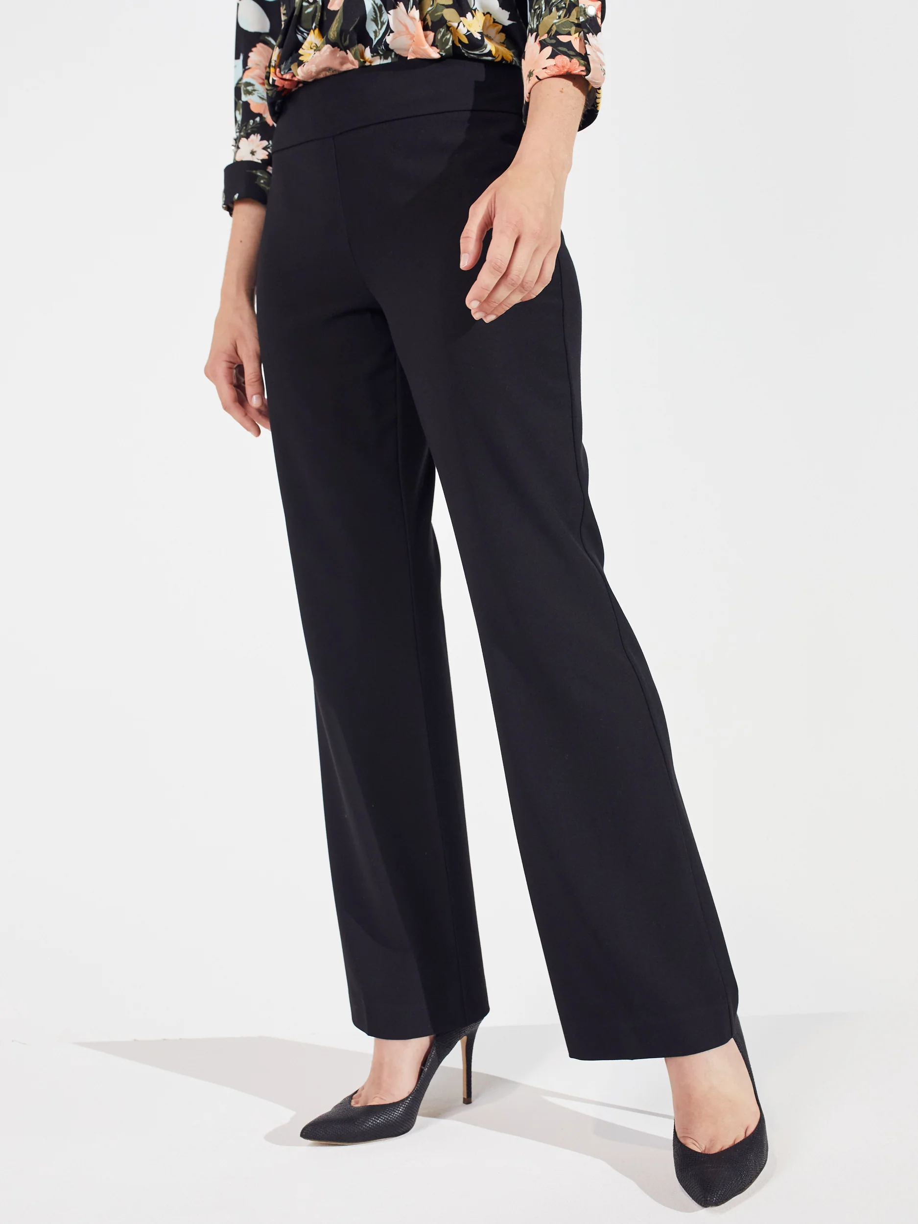 Roz & Ali™ Secret Agent Tummy Control Classic Pants - Image 11