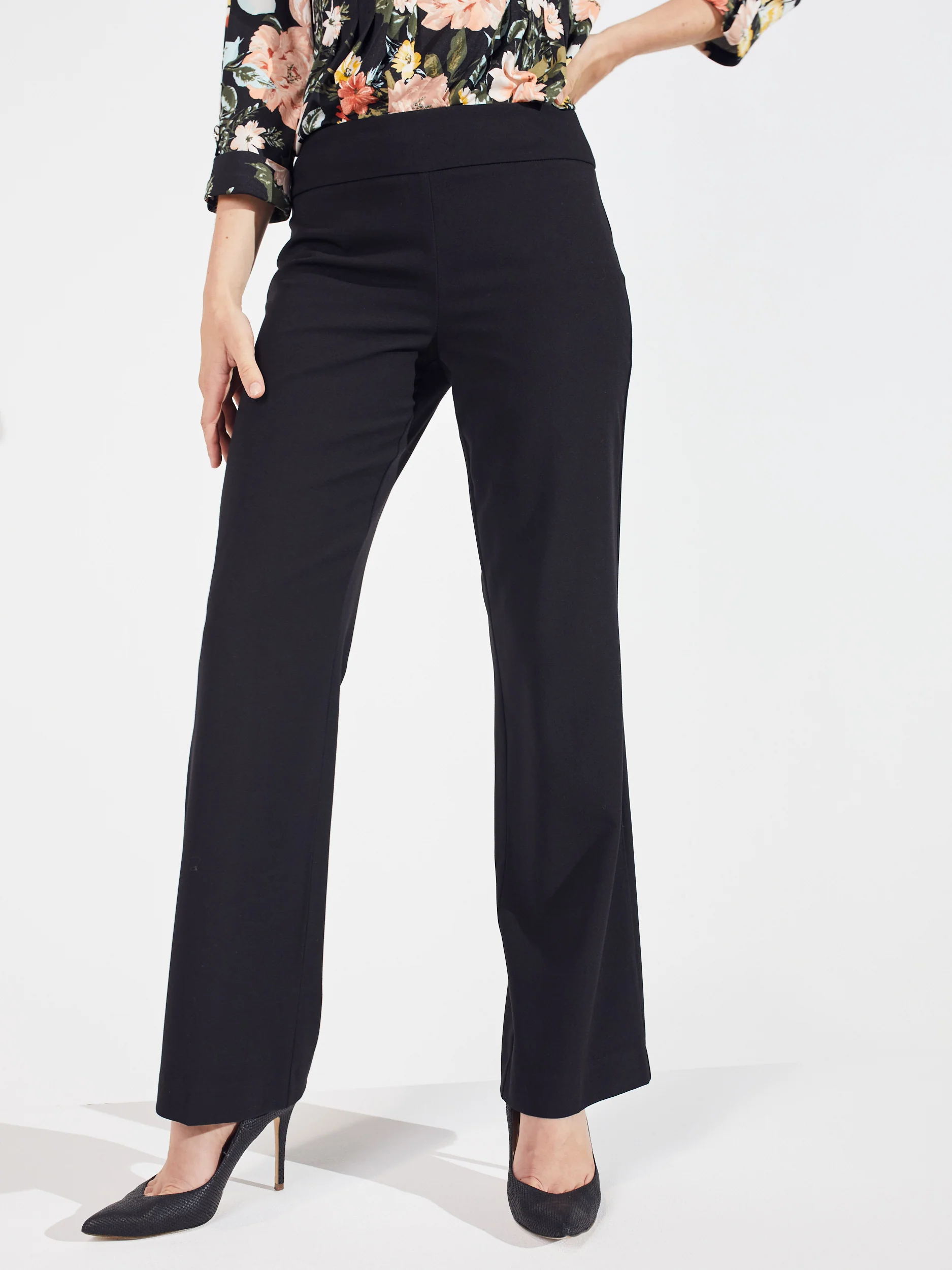 Roz & Ali™ Secret Agent Tummy Control Classic Pants - Image 6