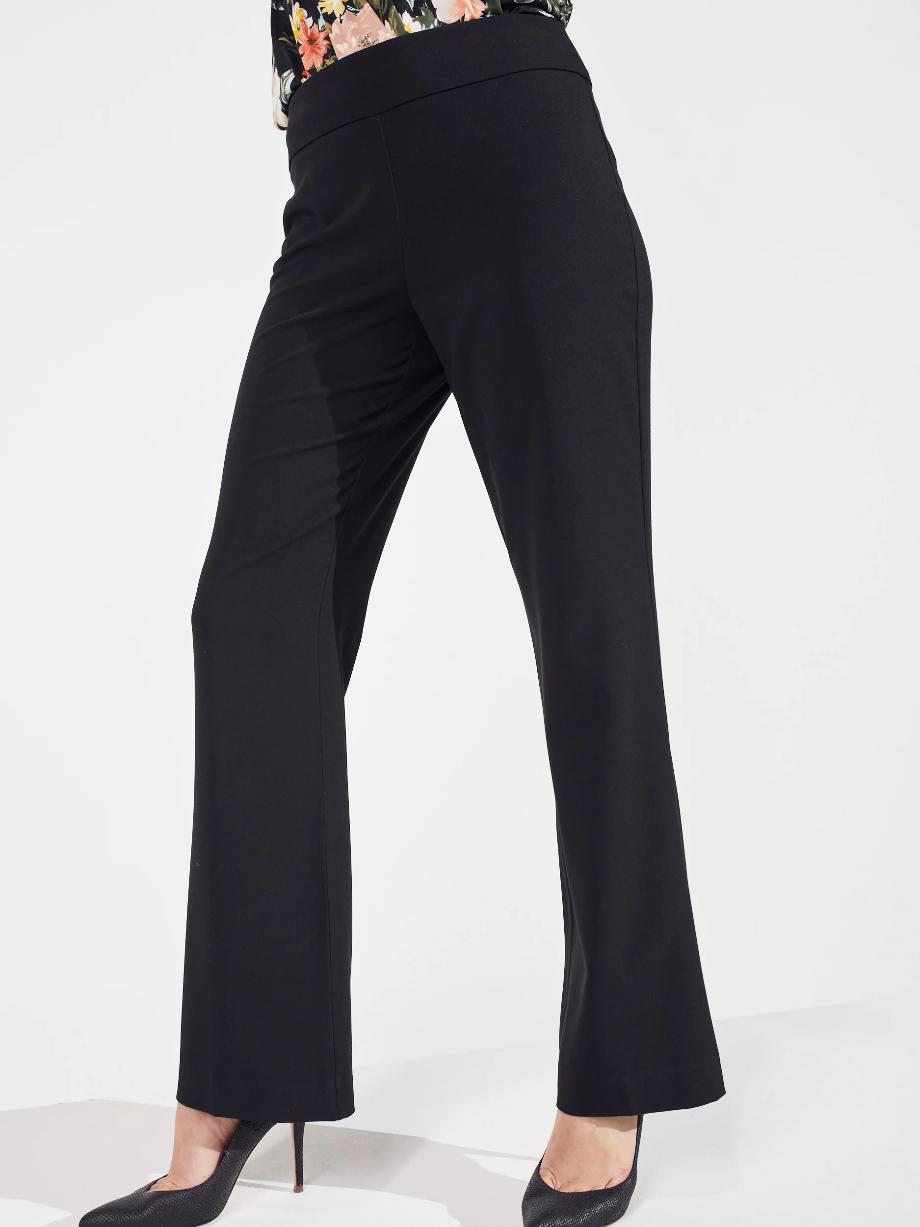 Roz & Ali™ Secret Agent Tummy Control Classic Pants - Image 8