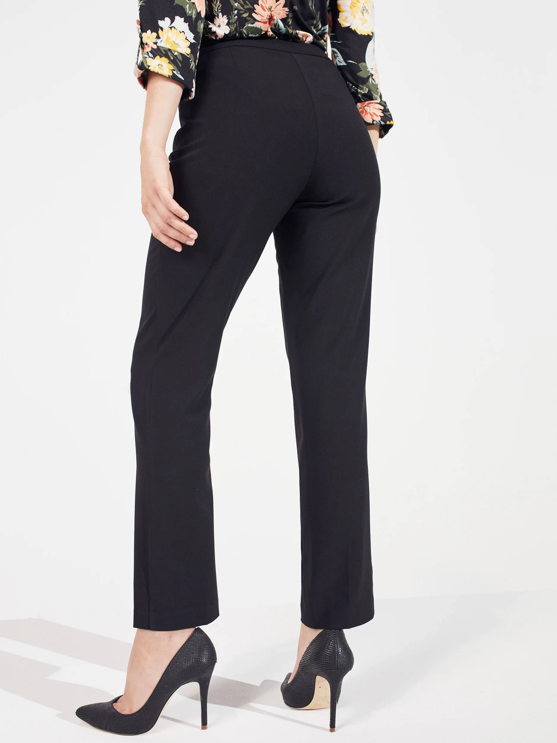 Roz & Ali™ Secret Agent Tummy Control Taper Pants - Tall Length - Image 16