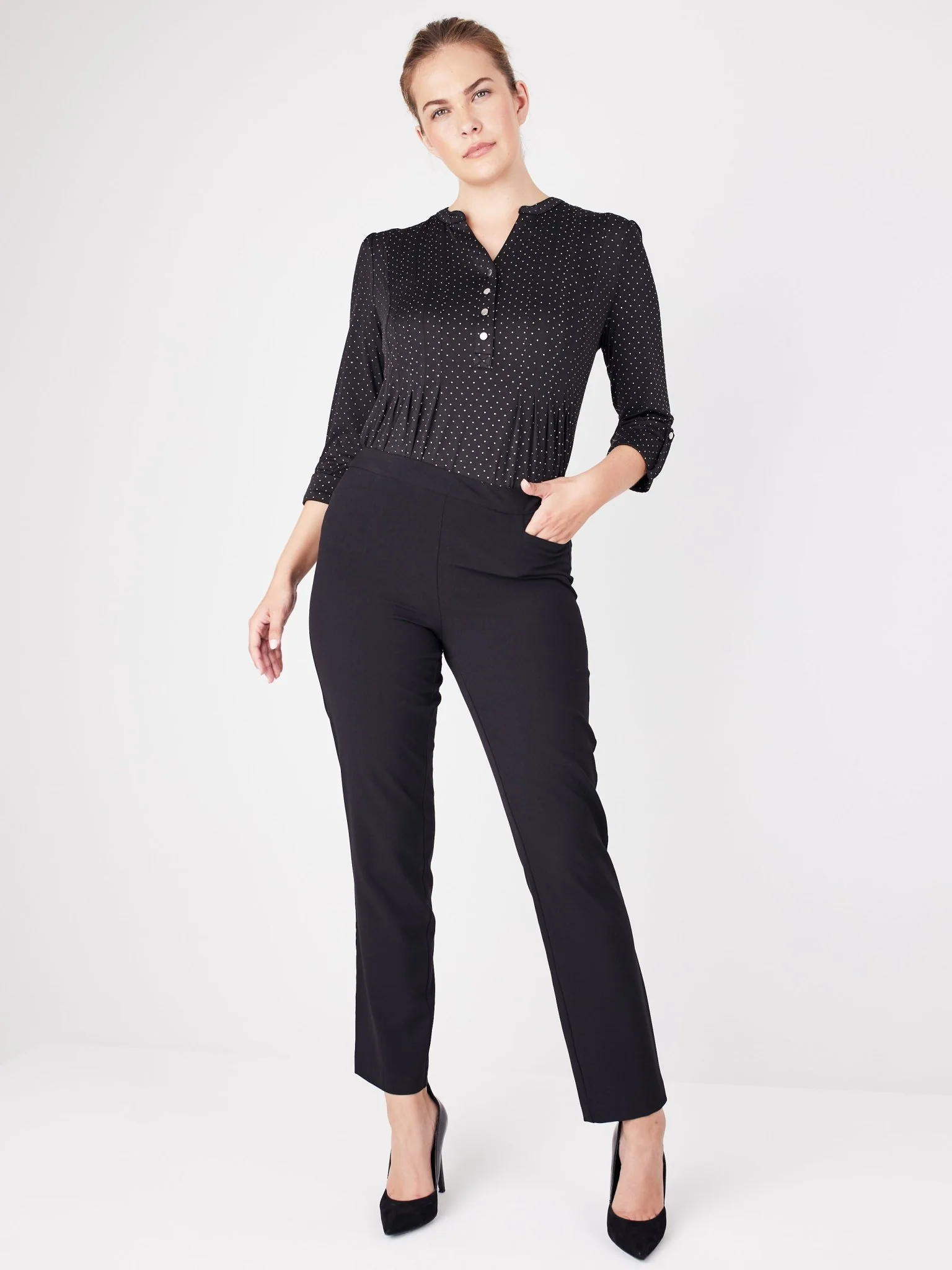 Roz & Ali™ Secret Agent Tummy Control Taper Pants - Petite - Image 6
