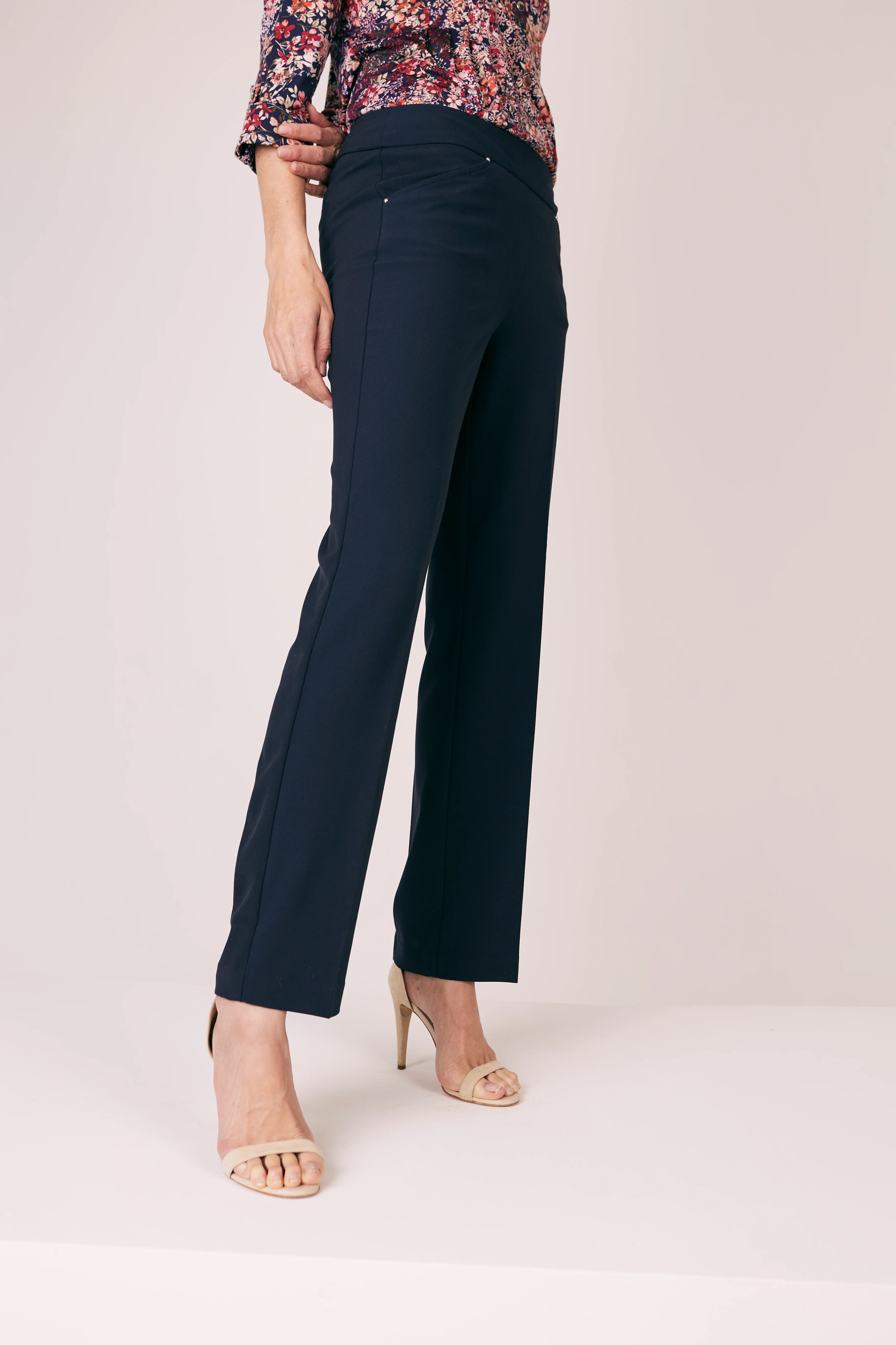 Roz & Ali™ Secret Agent Pull On Tummy Control Pants Straight Leg - Image 8