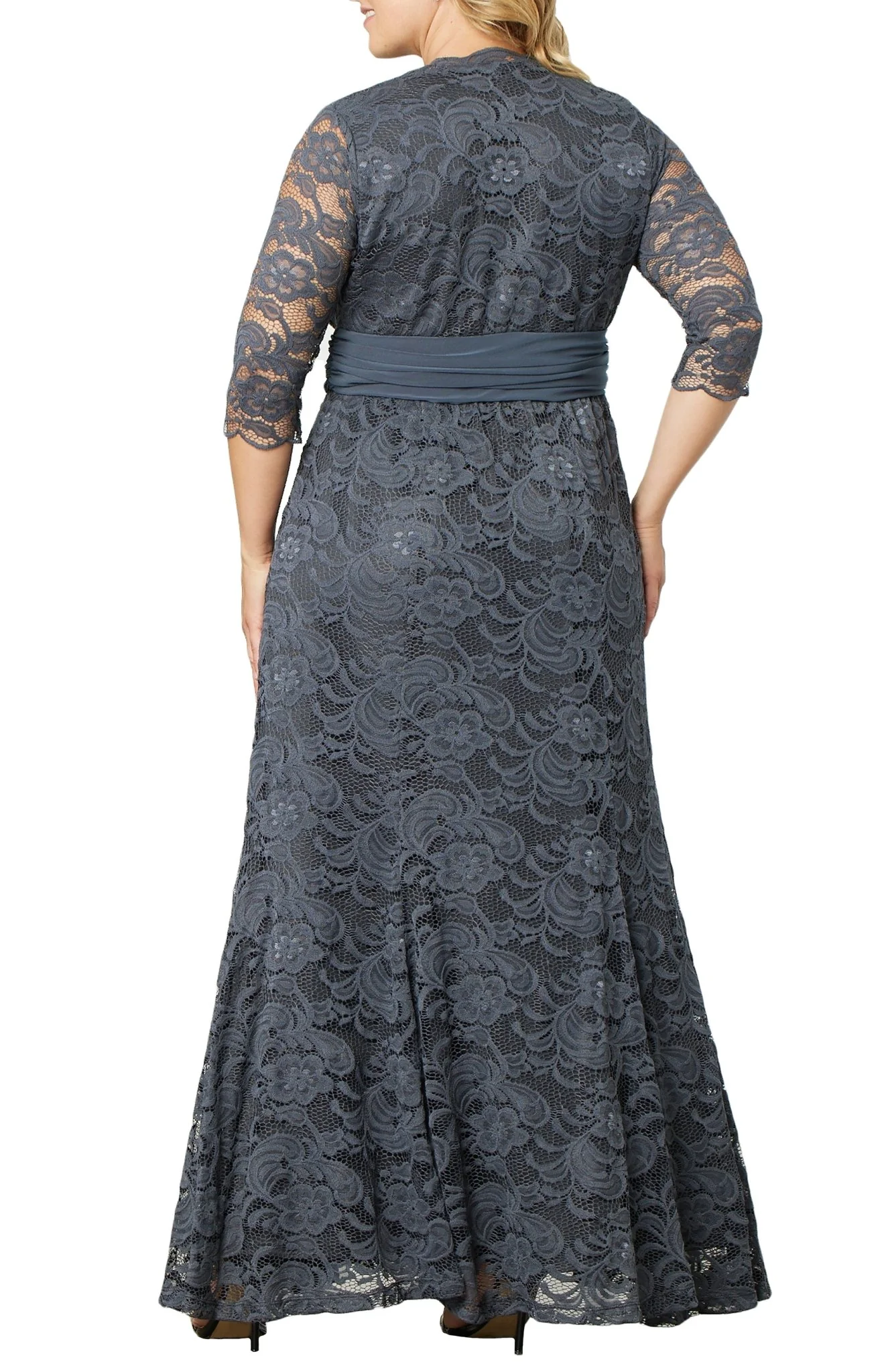 Screen Siren Lace Evening Gown - Plus - Image 9