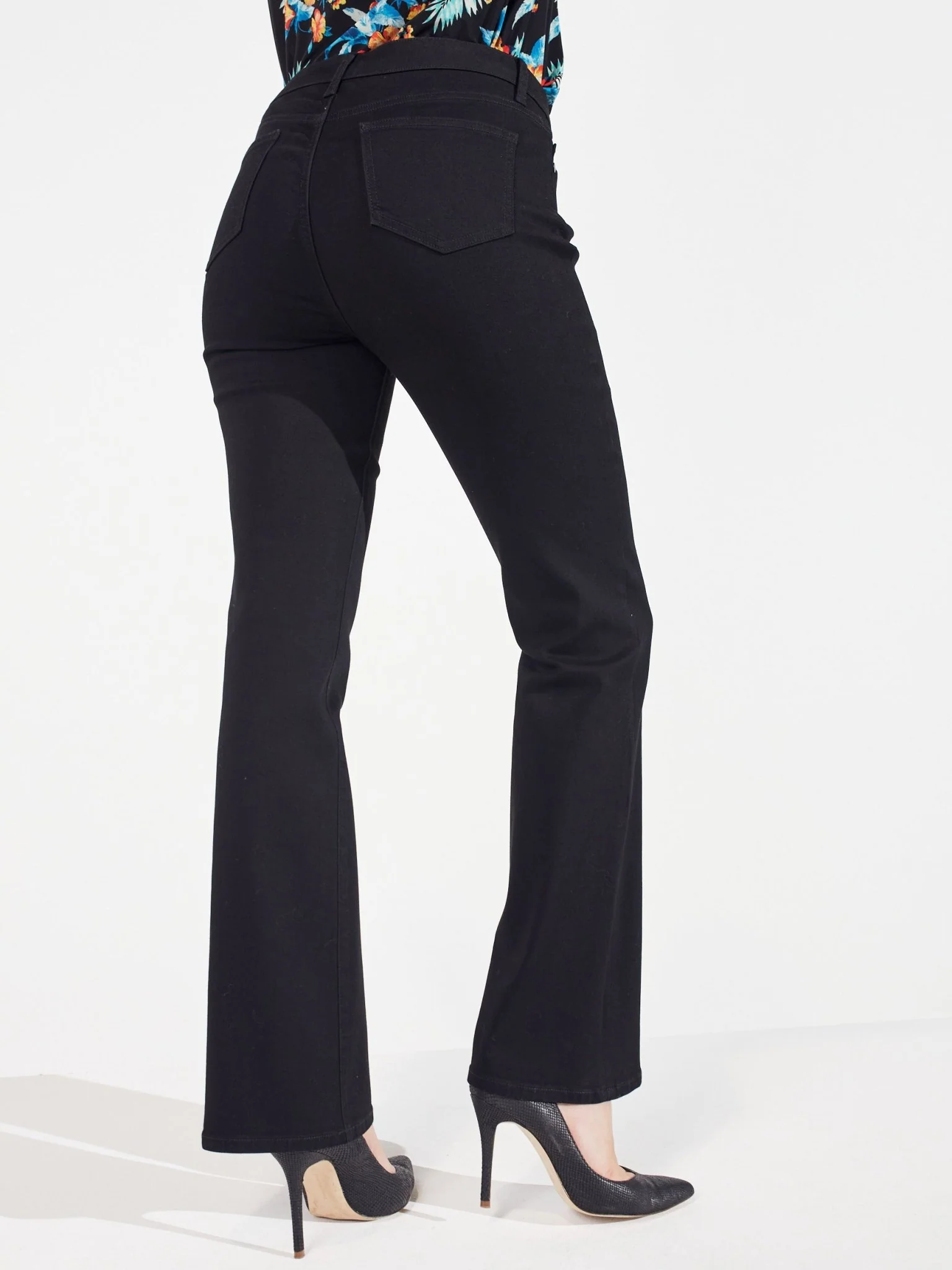 Westport Signature Bootcut 5 Pocket Denim Jean - Image 8