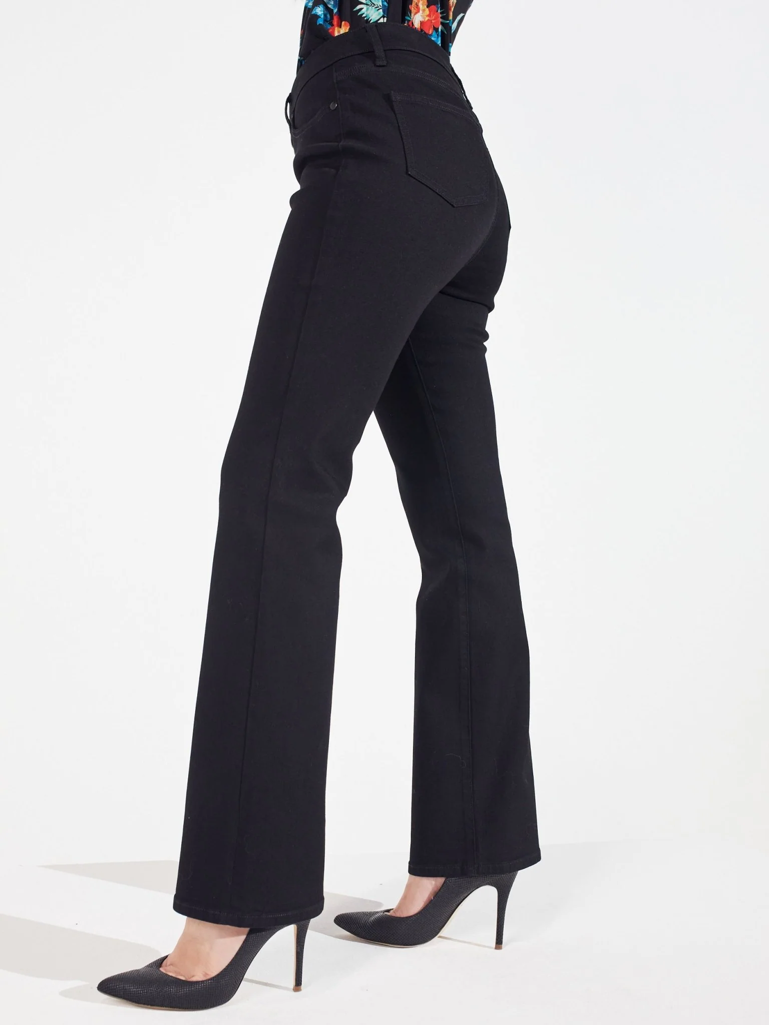 Westport Signature Bootcut 5 Pocket Denim Jean - Image 9