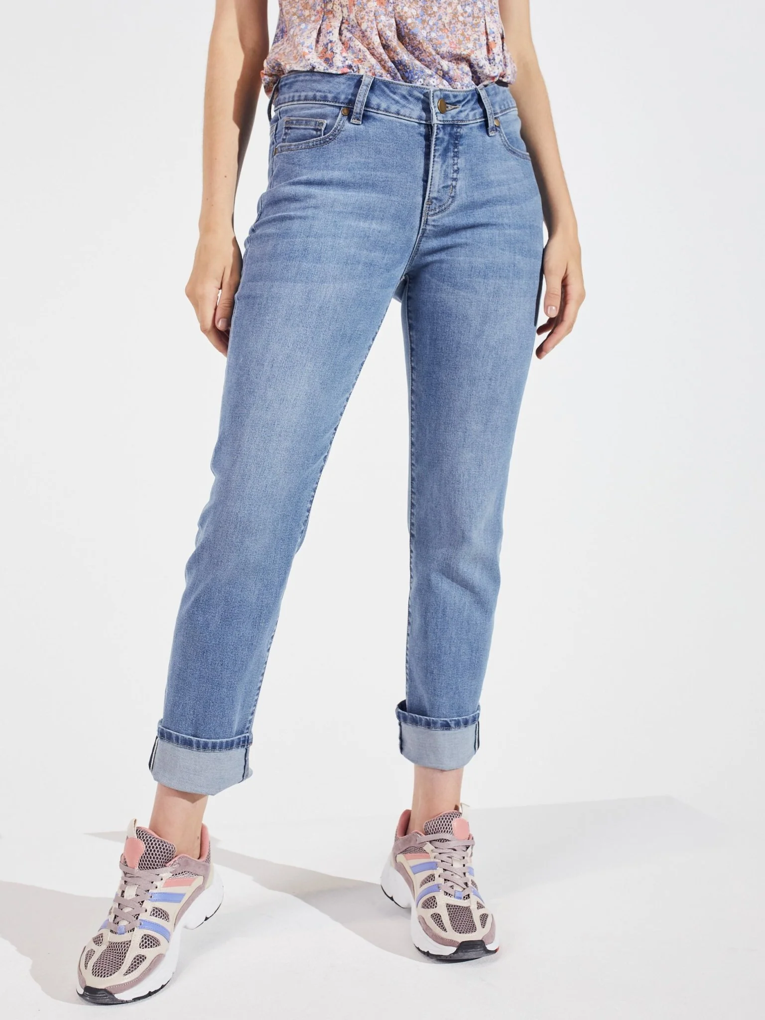 Westport Signature Girlfriend 5 Pocket Selvedge Cuff Jeans - Image 11