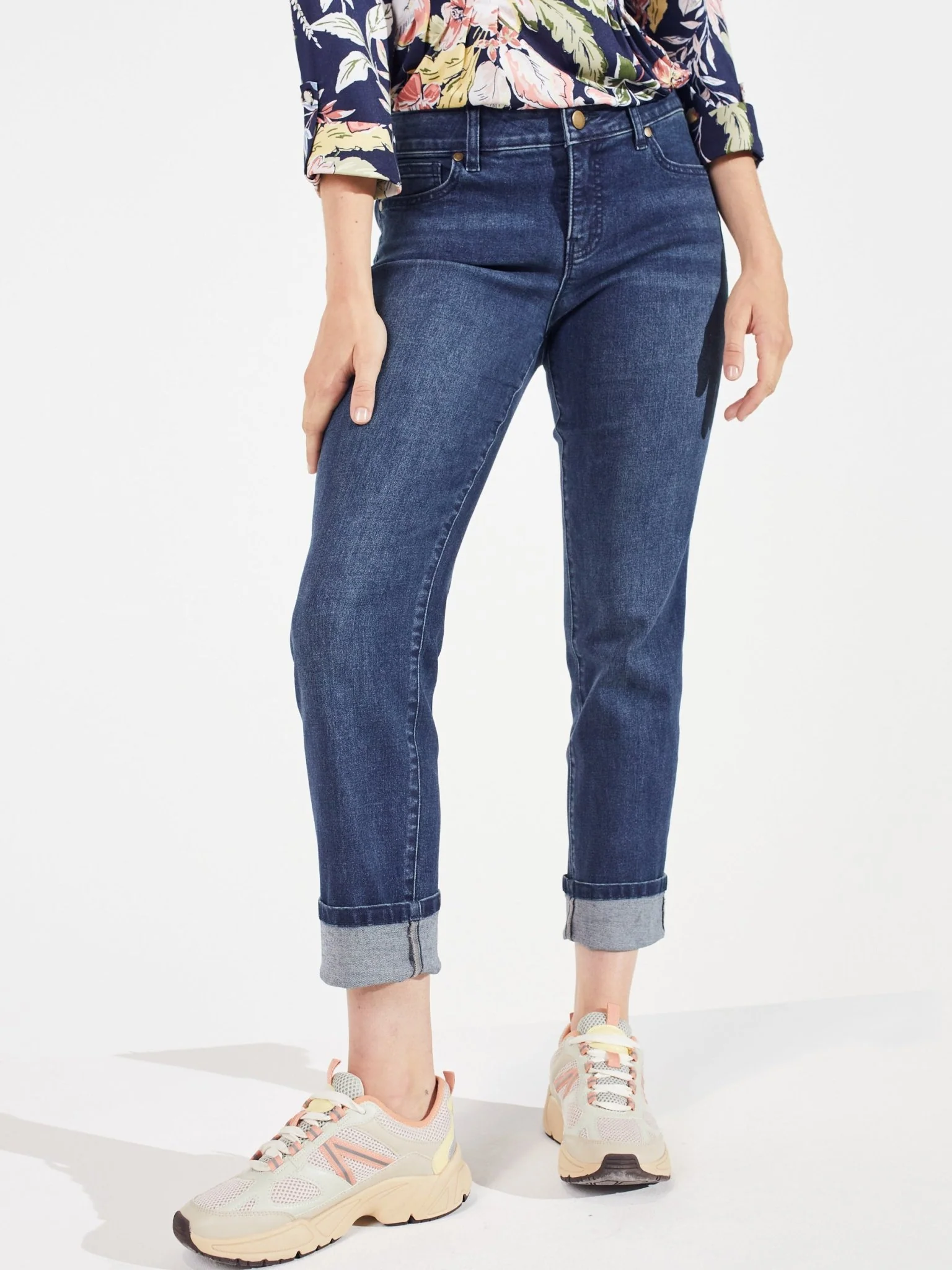 Westport Signature Girlfriend 5 Pocket Selvedge Cuff Jeans - Image 2