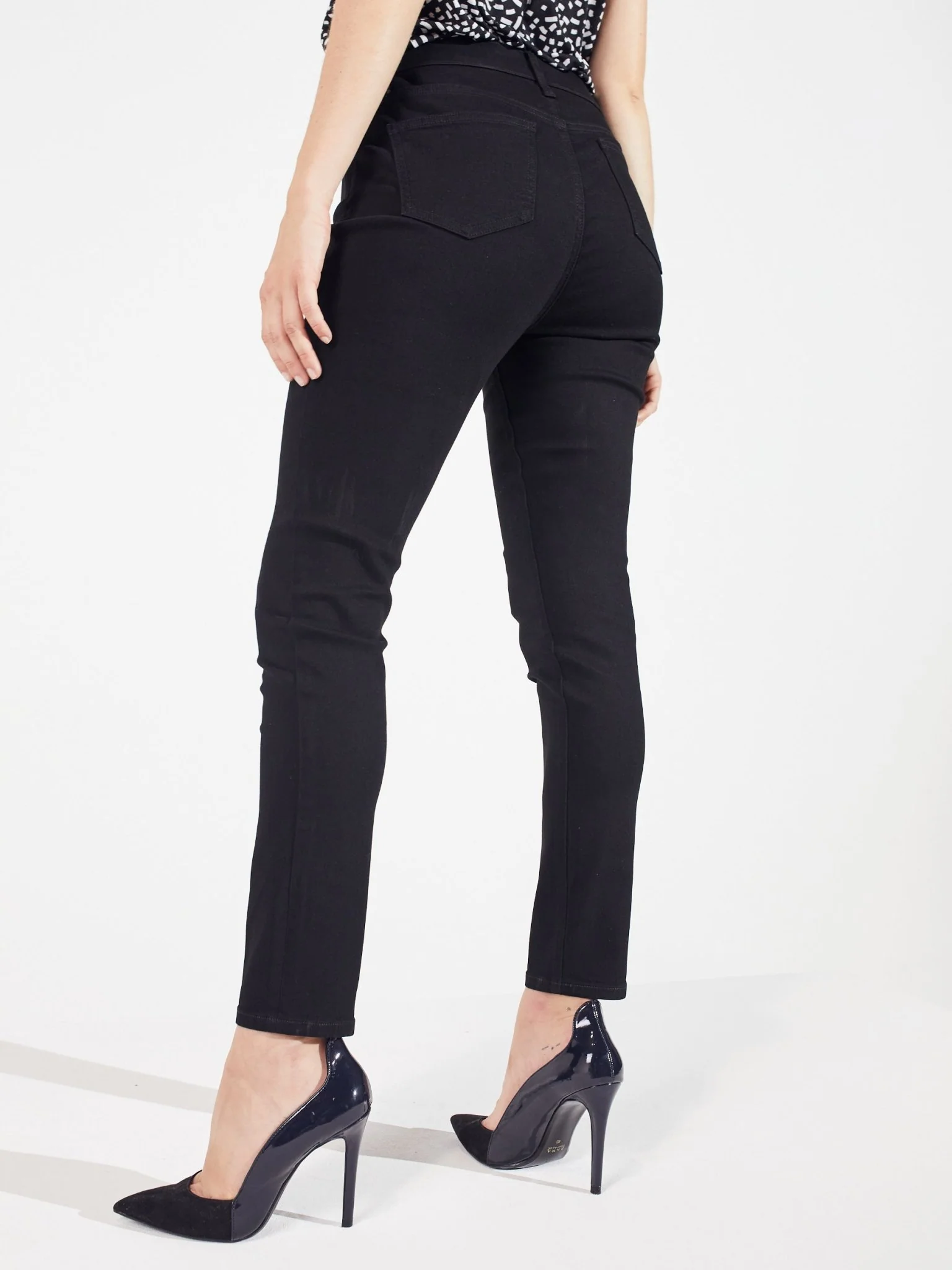 Westport Signature Skinny 5 Pocket Denim Jean - Image 14