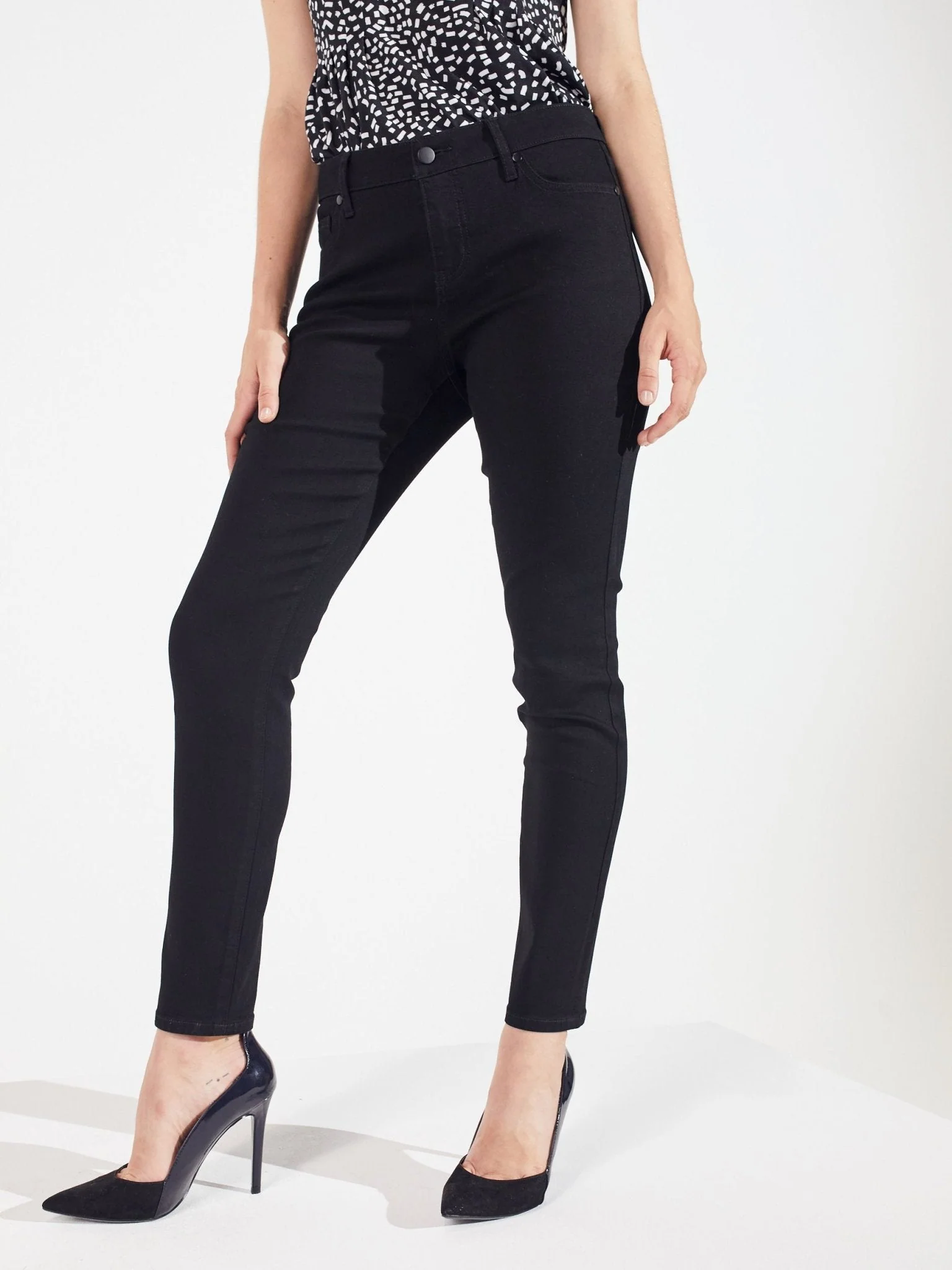 Westport Signature Skinny 5 Pocket Denim Jean-Petite - Image 9