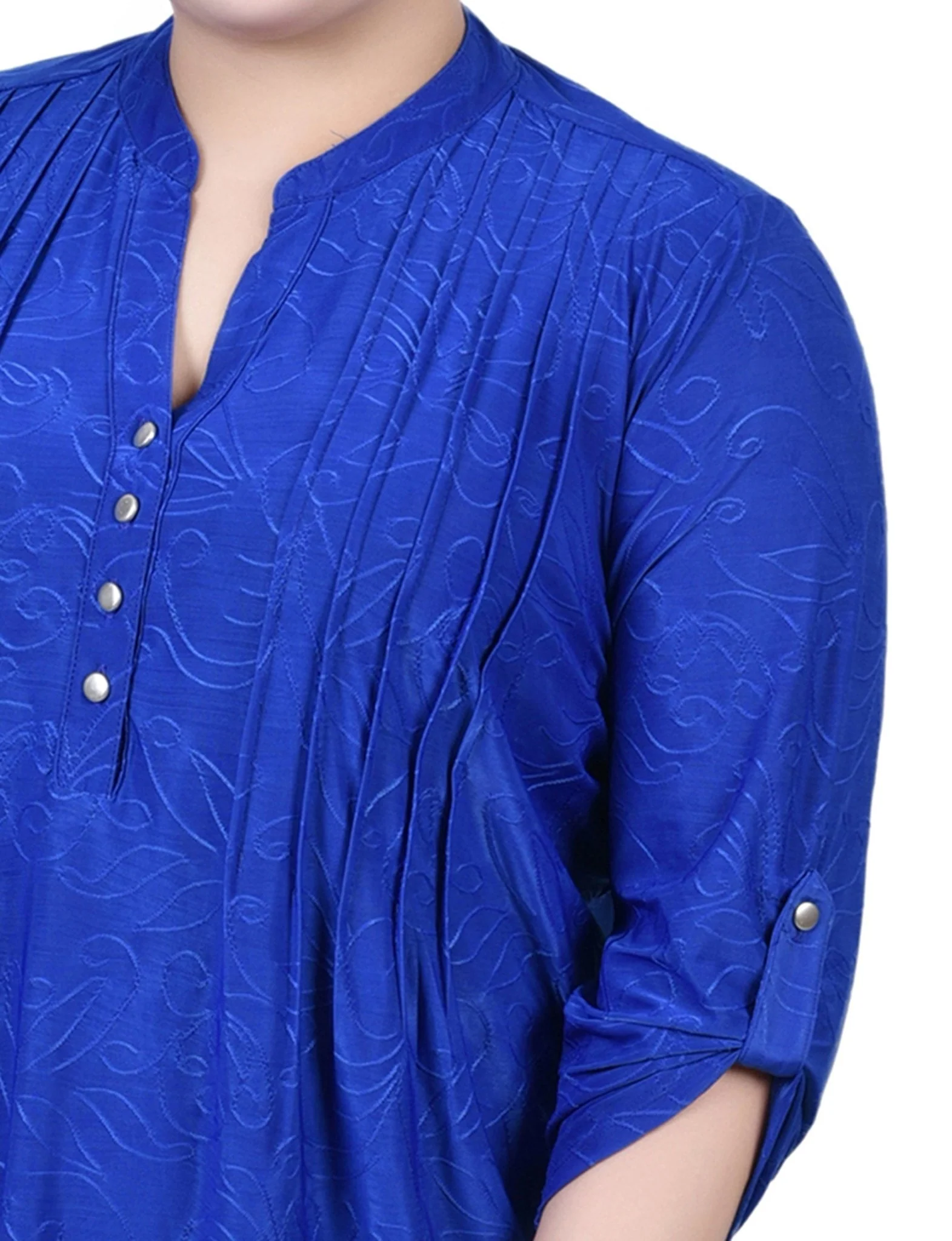 Surf The Web 3/4 Roll Tab Pullover Top - Plus - Image 3