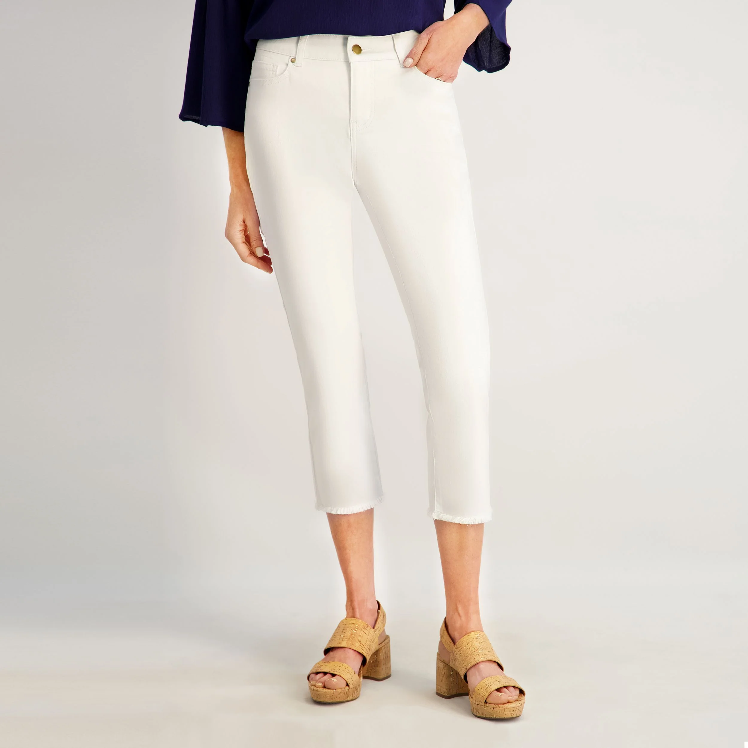 Westport Signature Fray Hem Capri in White - Image 2