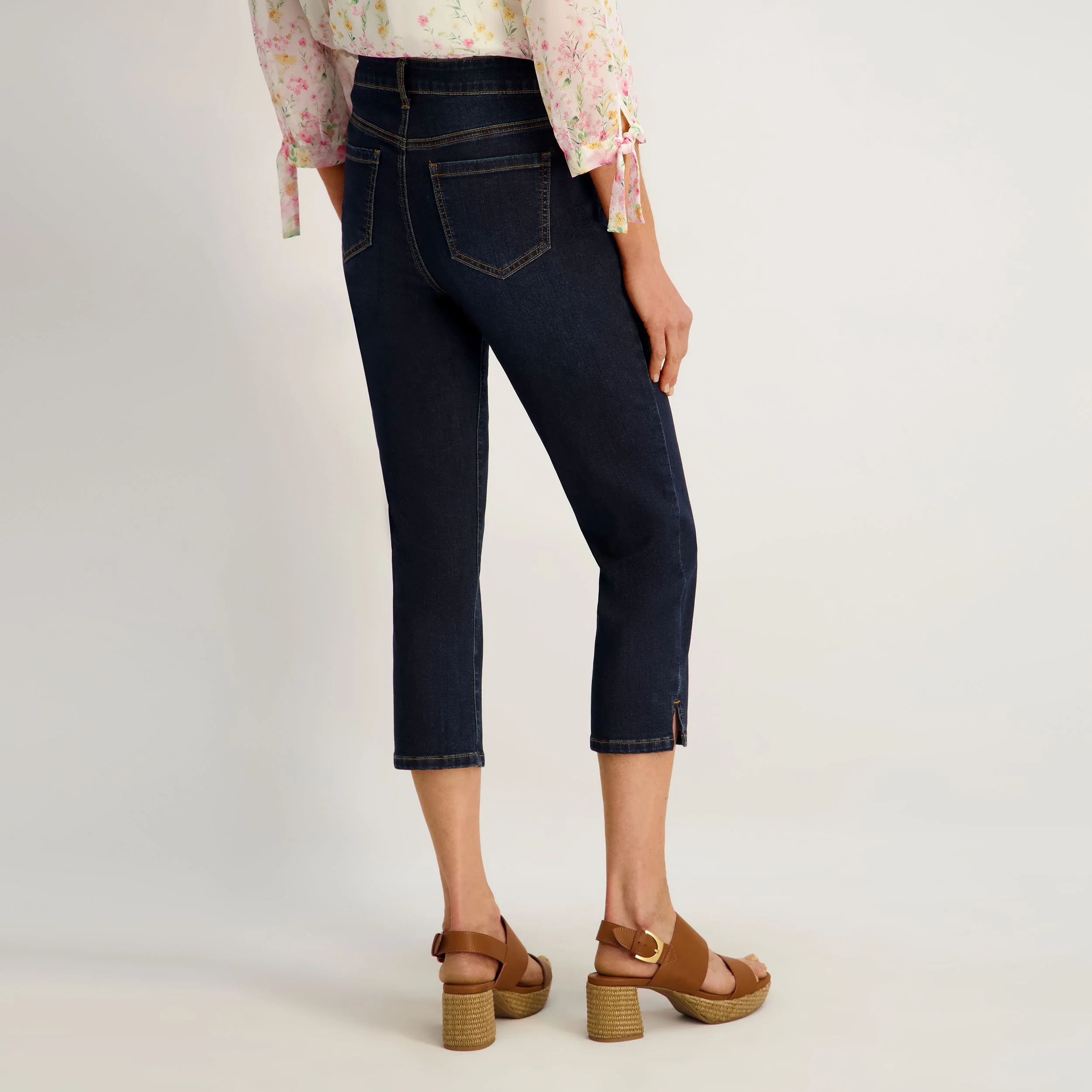 Westport Signature Side Slit Capri in Rinse - Image 6