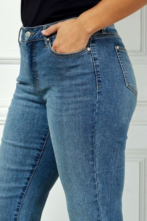 Westport Signature Straight Leg Pearl Rivet Denim Jeans - Image 10