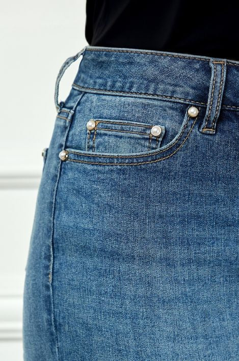 Westport Signature Straight Leg Pearl Rivet Denim Jeans - Image 8