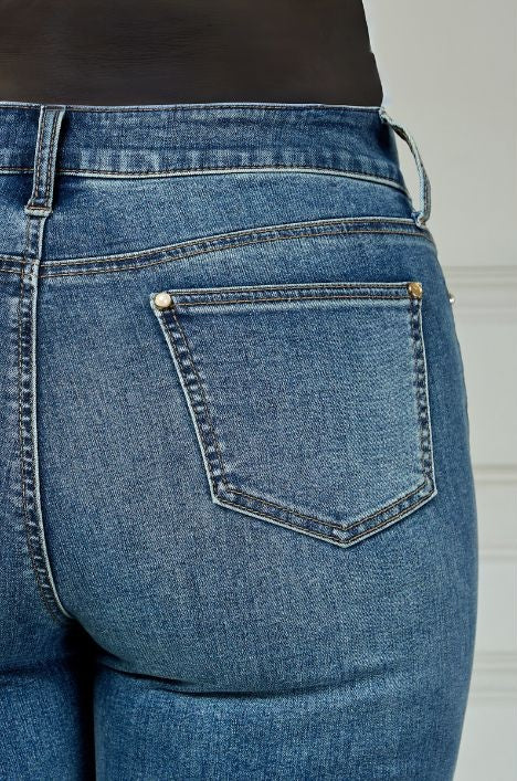 Westport Signature Straight Leg Pearl Rivet Denim Jeans - Image 9