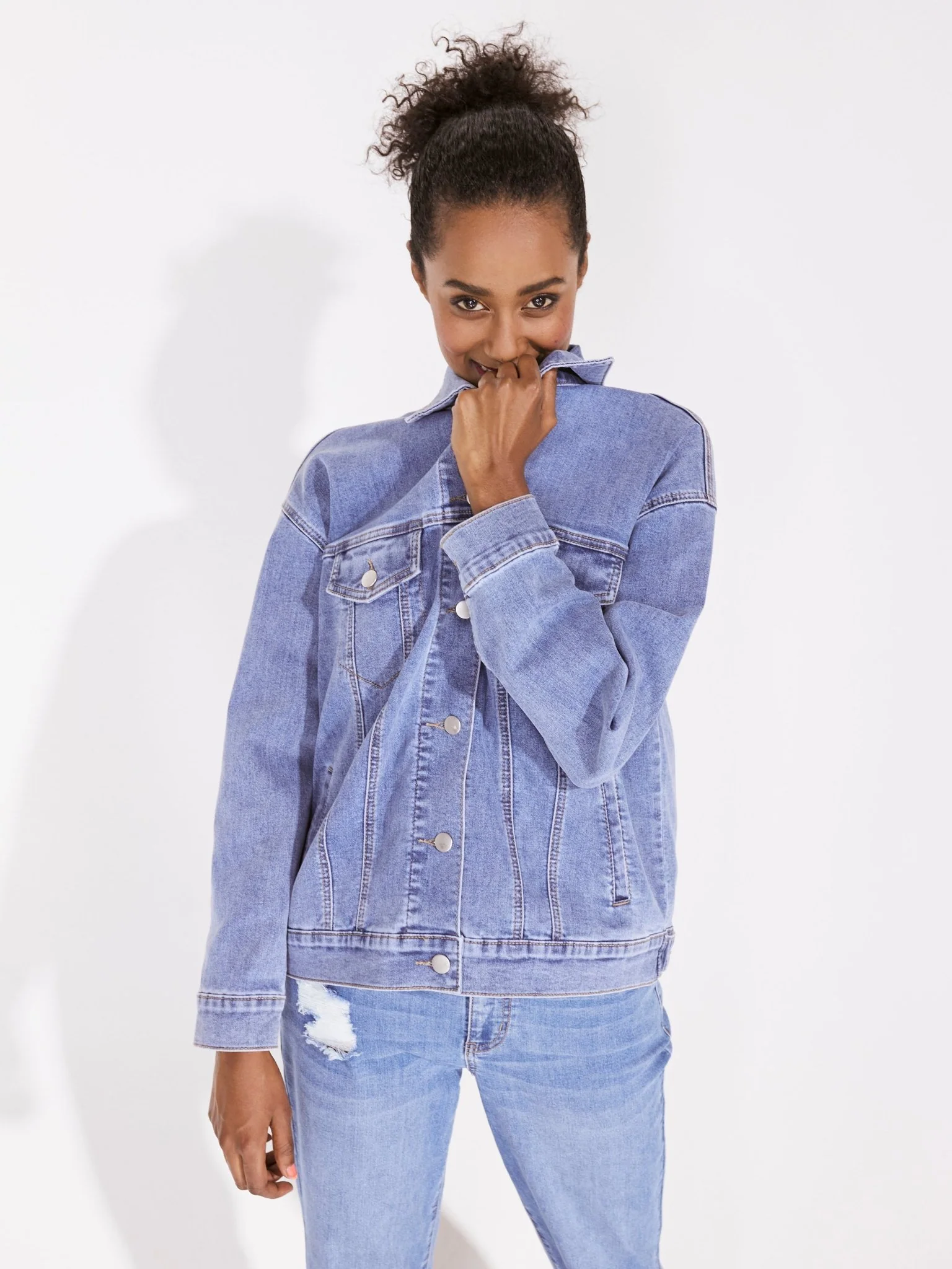 Westport Trucker Denim Jacket - Image 10